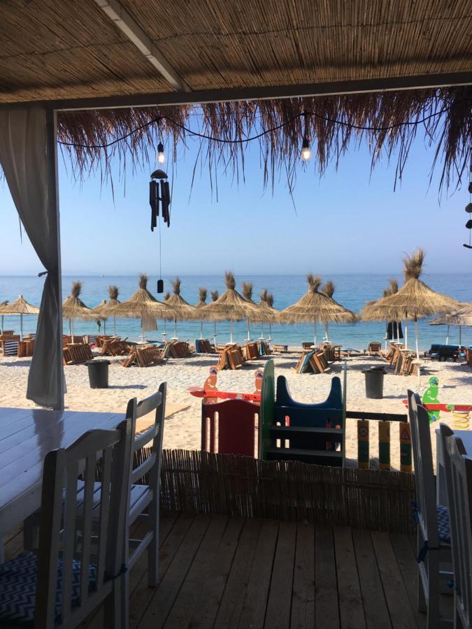 Irini Boutique Rooms!!! Himare Exteriör bild
